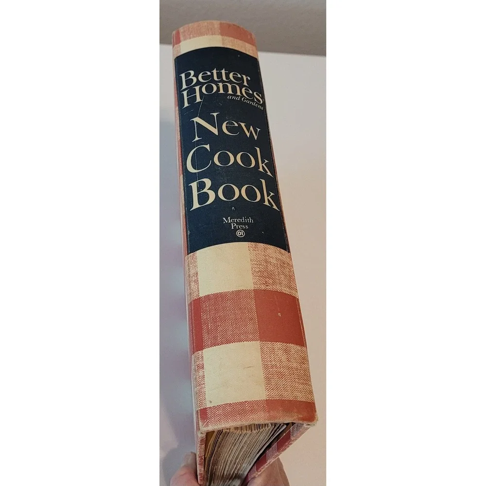 Better Homes and Gardens New Cook Book 1962 Red Gingham Binder Vintage